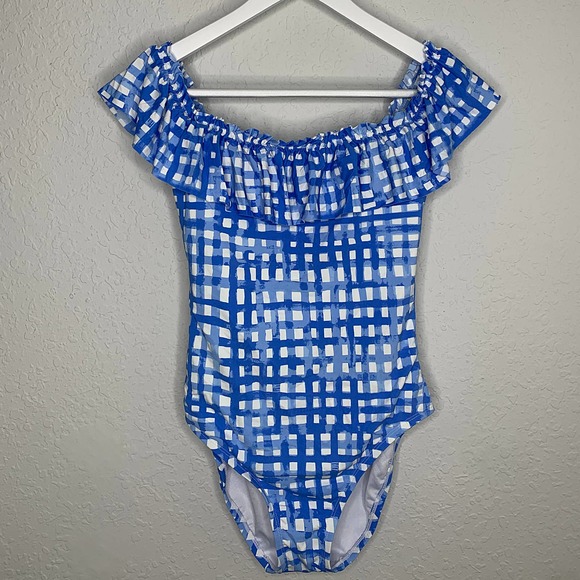 Lilly Pulitzer Fiesta One-Piece Swimsuit in Feelin' Beachy - Picture 9 of 15